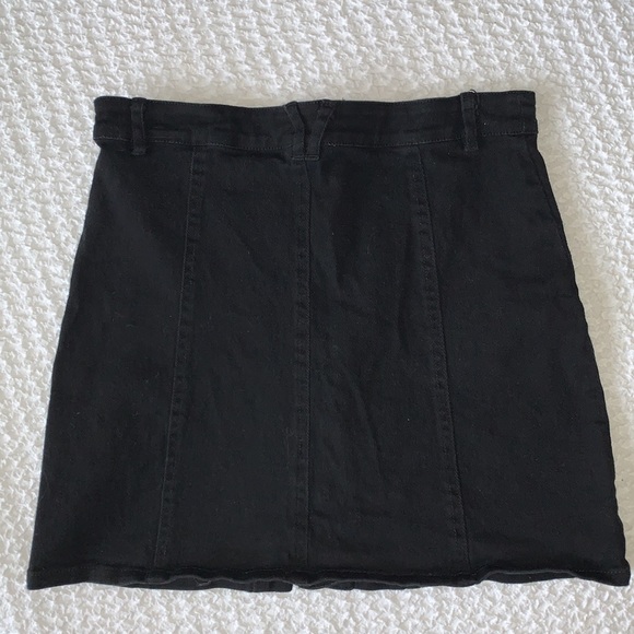 Altar’d State Black denim Button-Front Skirt size Medium - Picture 2 of 3